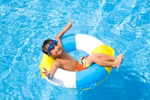 「金箔貼り体験で心に残るアートを創作！伝統工芸を楽しむ新しい旅のスタイル」